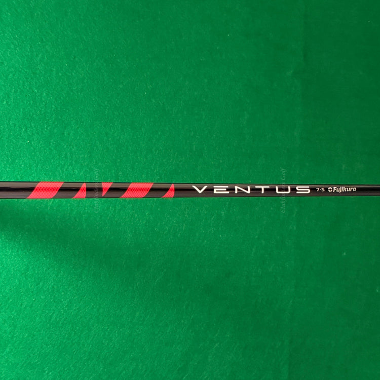 Adams Idea Pro 18° 2 Hybrid Iron Fujikura Ventus Red 7-S Graphite Stiff