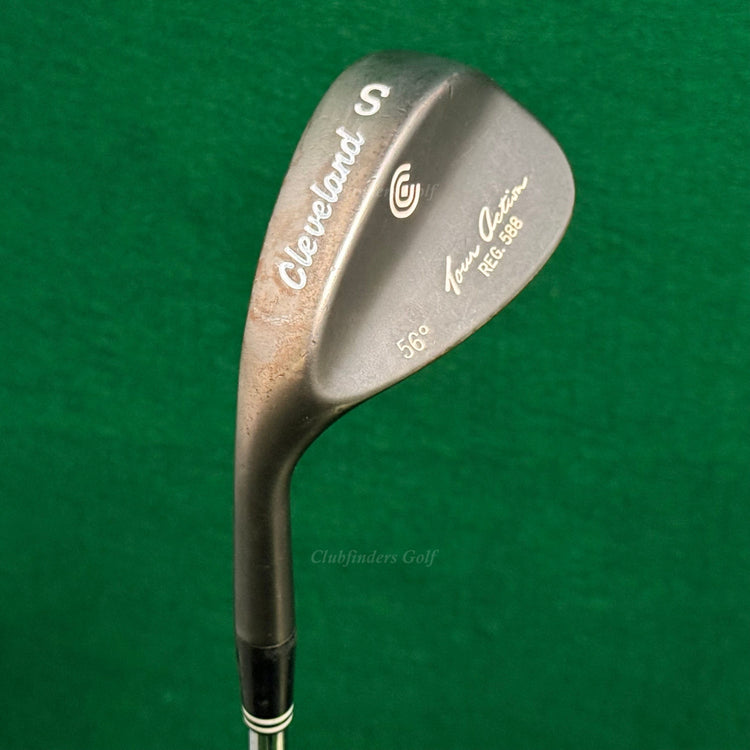 LH Cleveland Tour Action REG 588 Black 56° Sand Wedge Dynamic Gold Wedge Flex