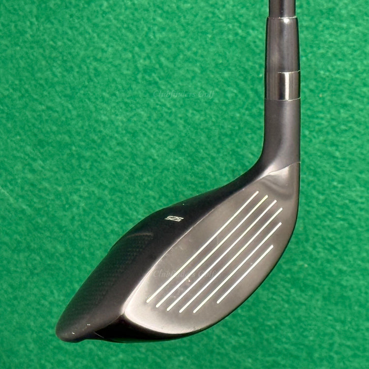 Tour Edge Hot Launch E525 19° 3 Hybrid UST Helium 55-R Graphite Regular w/HC