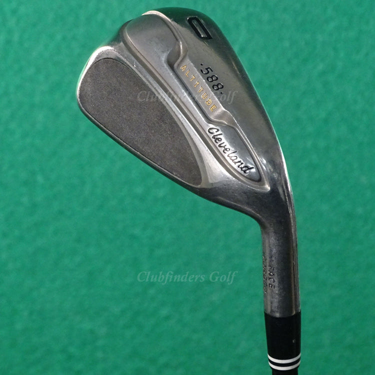Cleveland 588 Altitude DW Dual Wedge Grafalloy ProLaunch Red Graphite Stiff