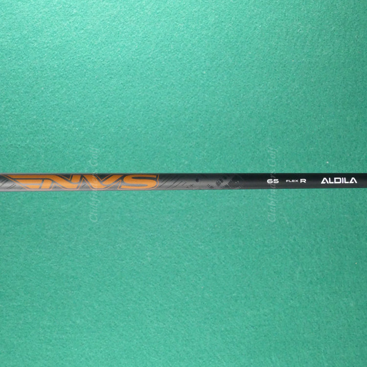 Wilson Staff DYNAPWR Carbon 10.5° Driver Aldila NVS 65 Graphite Regular w/ HC