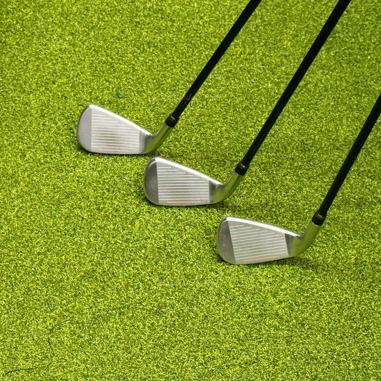 Cobra AMP 4-GW Iron Set Cobra Amp 65-R Graphite Regular